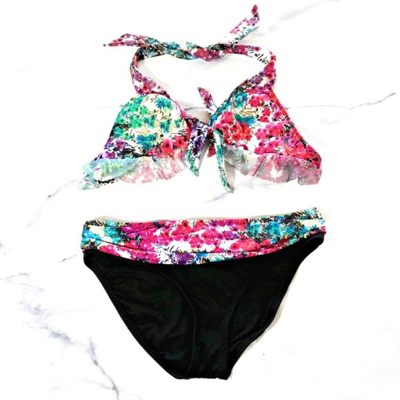 Kenneth Cole Reaction Other - Kenneth Cole Reaction Floral & Black Bikini